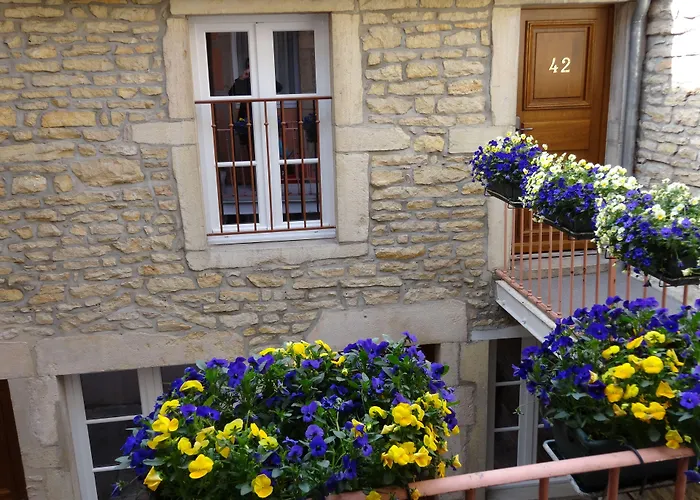 Hotel De La Cloche
